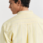 BANANA YELLOW