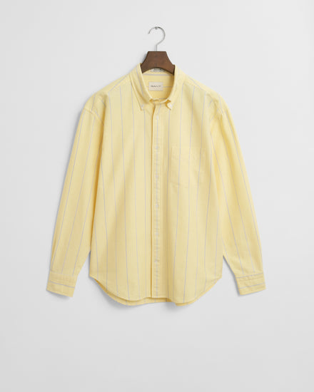 BANANA YELLOW